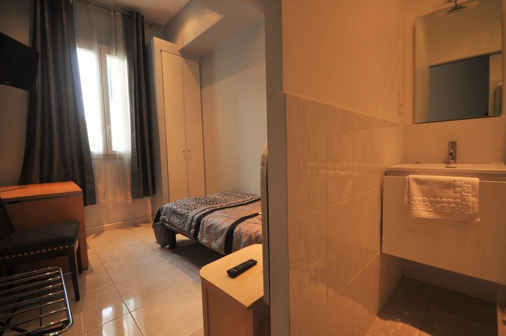 Hotel Carlone Nizza Kültér fotó