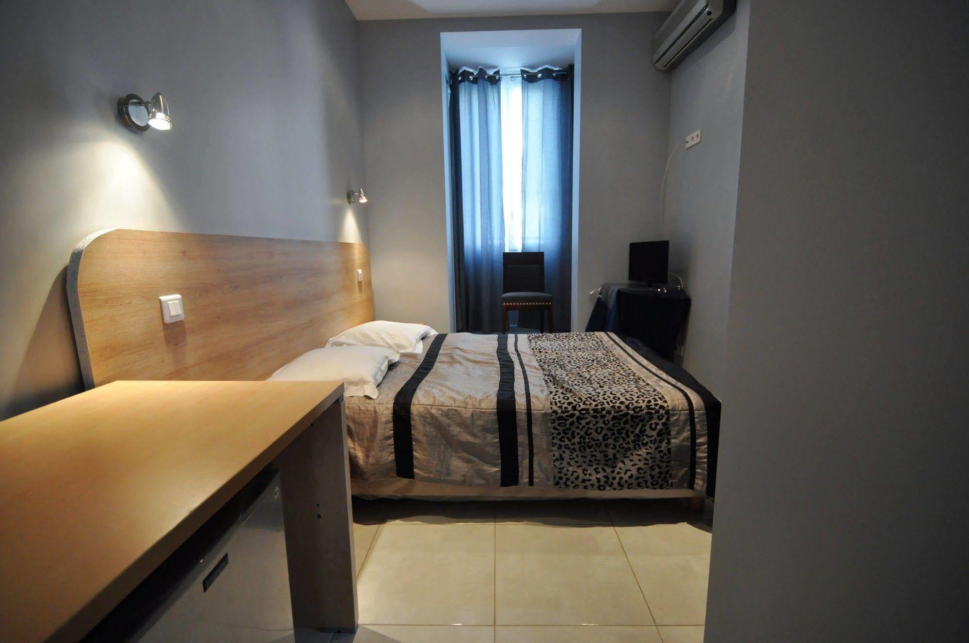 Hotel Carlone Nizza Kültér fotó